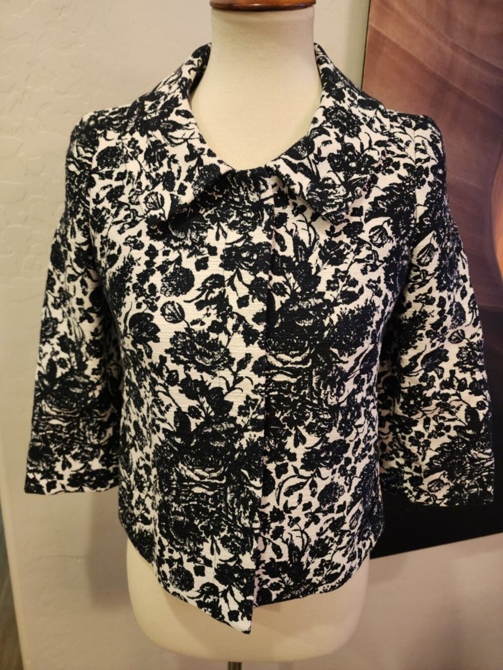 Talbots Petites Black White Floral Print Blazer Jacket 3/4 Sleeve Women's Size 2